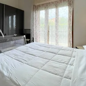 2 Parcheggio Privato - Wifi- Giardino Casa vacanze Loano