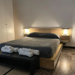 La Finestra Su Savona, Appartamento Savona